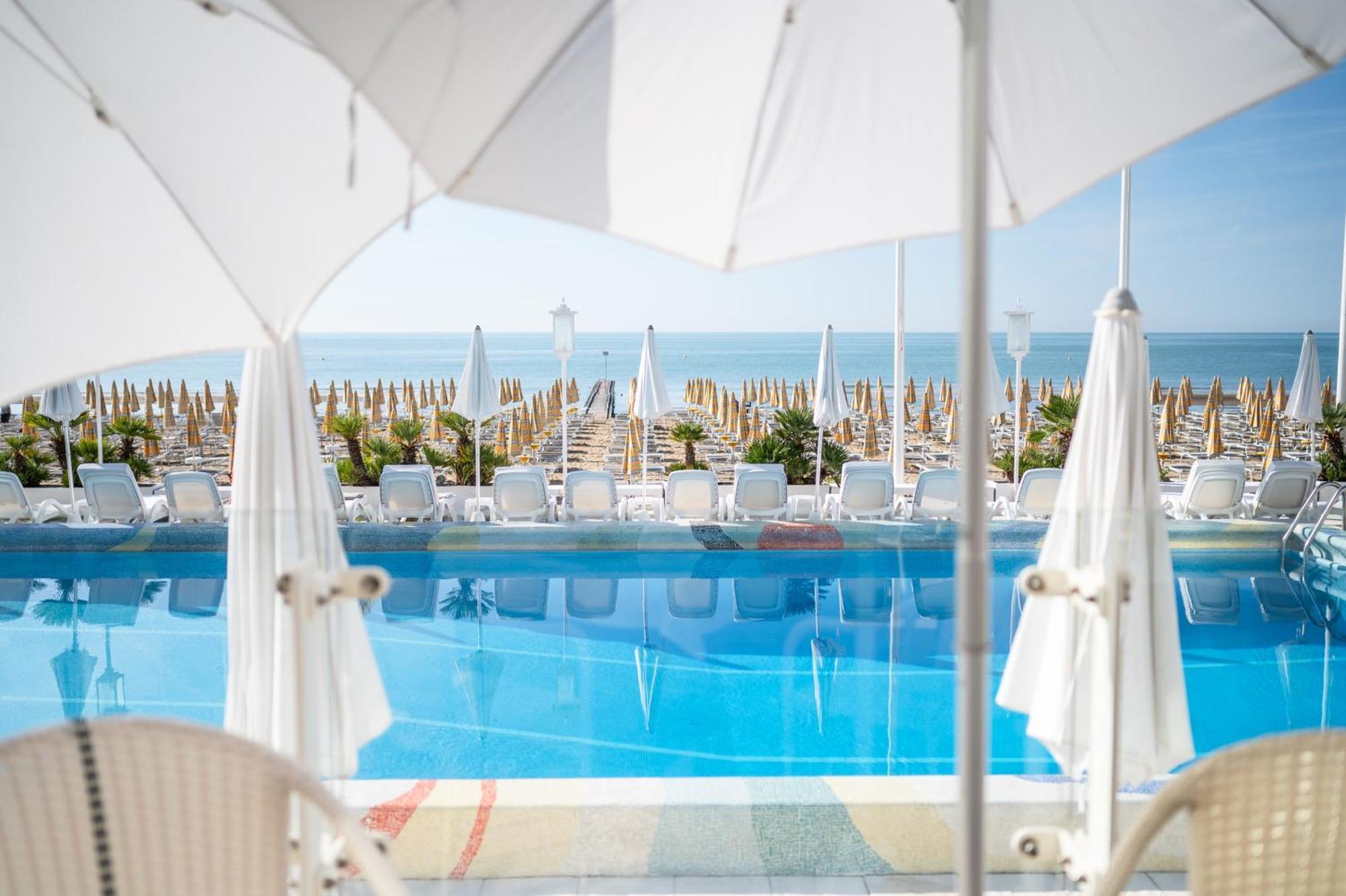 Hotel Anthony Lido di Jesolo Exterior photo